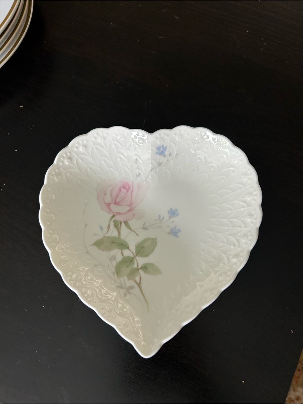 Mikasa Heart-Shaped Porcelain Dish with Pink Rose